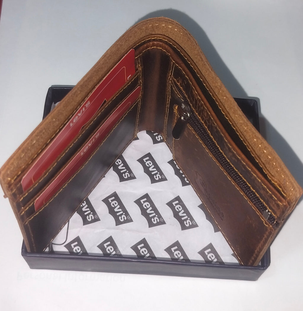 Levis Premium Leather Men Wallet